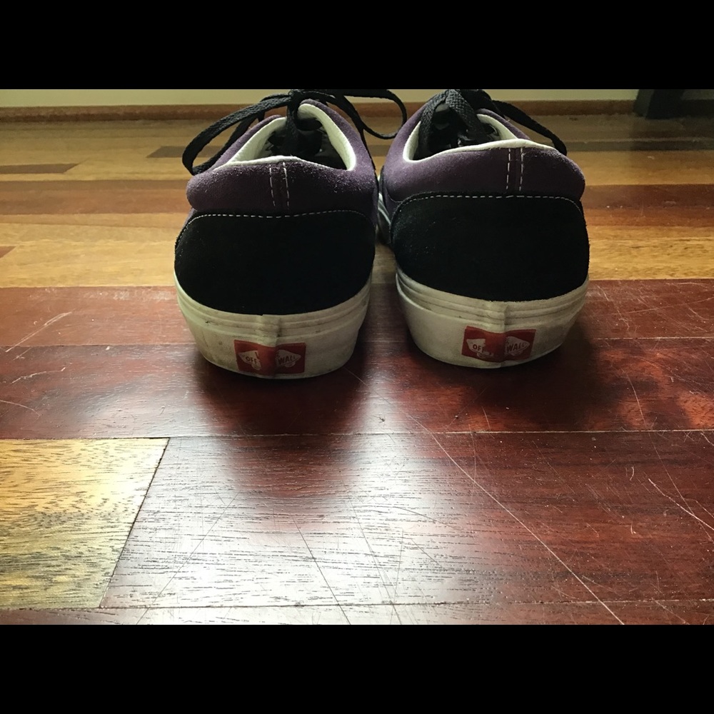 Vans - Picture 5 of 7